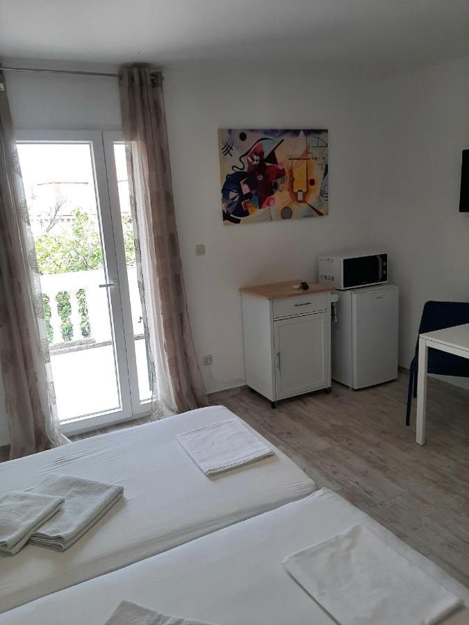 Apartman I Soba Nina Apartment Supetar
