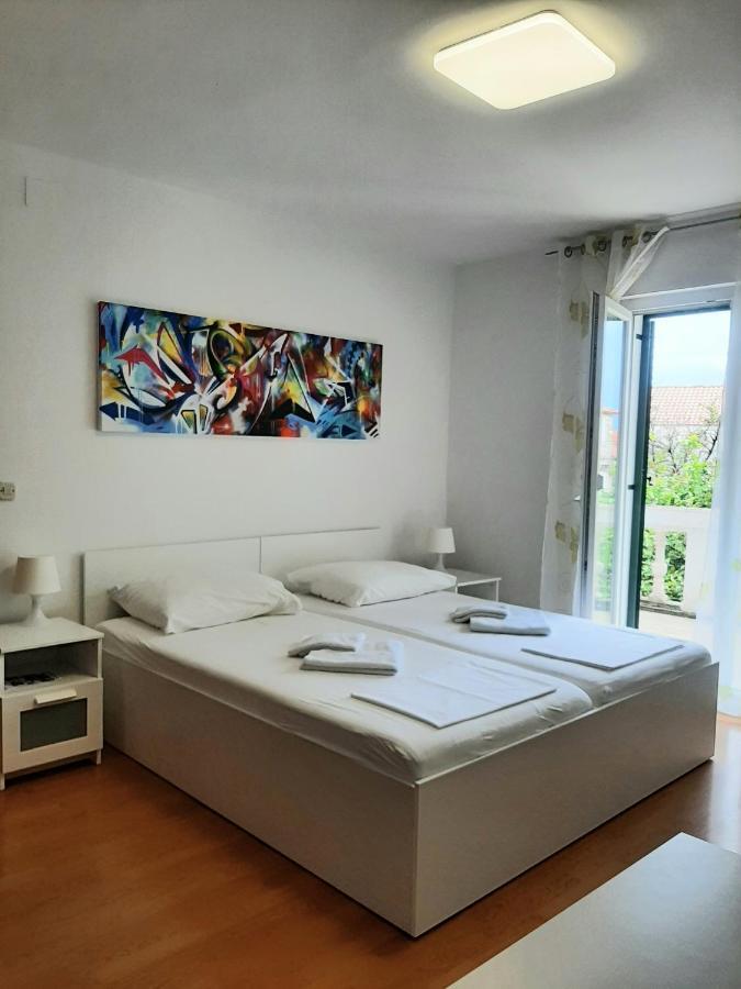 Apartament I Soba Nina Supetar